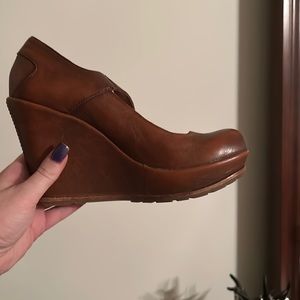 Size 8 1/2, Mary Jane wedge